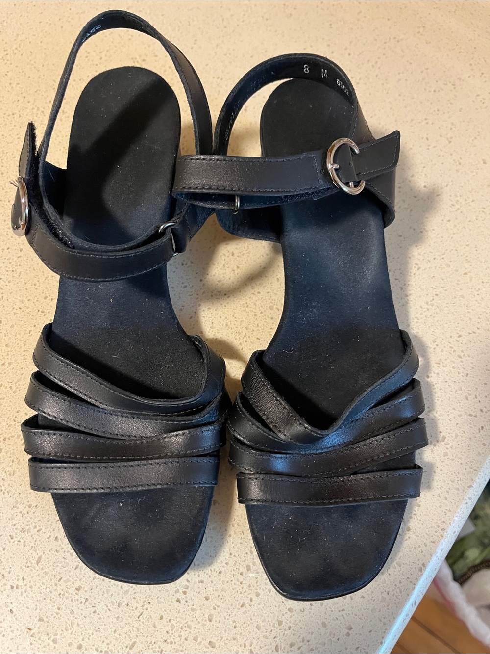 Munro Black Strappy Comfort Sandals Size 8